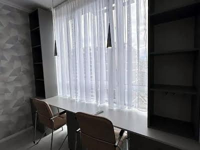 квартира по адресу Олександра Олеся ул., 10