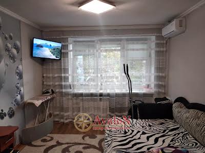 квартира по адресу Капитана Кузнецова ул., 112