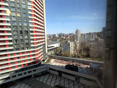 квартира за адресою Патріарха Мстислава Скрипника вул., 7
