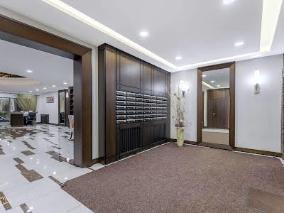 квартира за адресою Кропивницького вул., 10