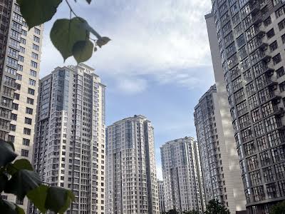 квартира за адресою Драгомирова, 19Б