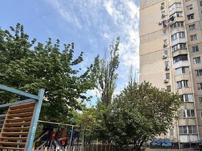 квартира за адресою Князя Володимира Великого просп., 129