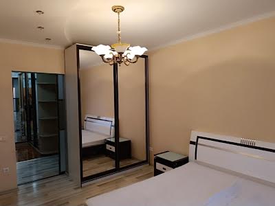квартира за адресою Зацепи, 3