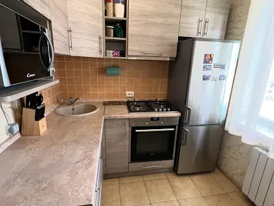 квартира за адресою Автозаводська вул., 17