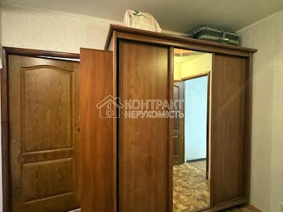 квартира за адресою Поздовжня вул., 3б