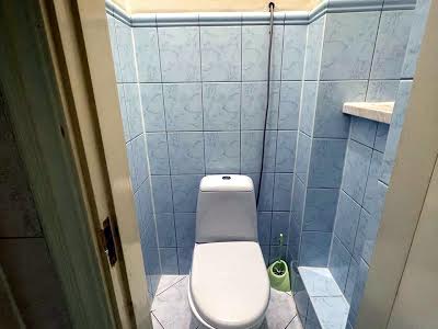 коммерческая по адресу Стрыйская ул., 10