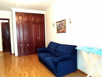 квартира за адресою Кловський узвіз, 5