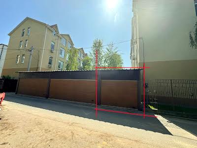 комерційна за адресою Ольгерда Бочковського вул., 28а