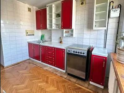 квартира за адресою Набережна Перемоги вул., 100