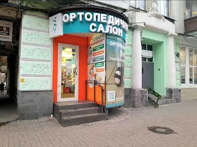 комерційна за адресою Саксаганського вул., 131а