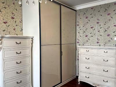 квартира за адресою Урлівська вул., 30