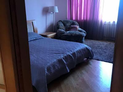 квартира по адресу Миколы Бажана просп., 16
