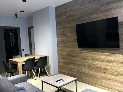 квартира по адресу Черновола просп., 16