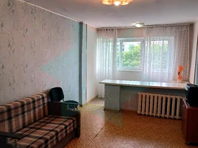 квартира за адресою Полігонна вул. (Погребняка), 18-Б