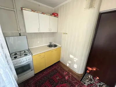 квартира за адресою Анатолія Базилевича пров. (Червонозаводський), 2/13