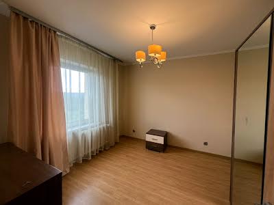 квартира за адресою Олевська вул., 7