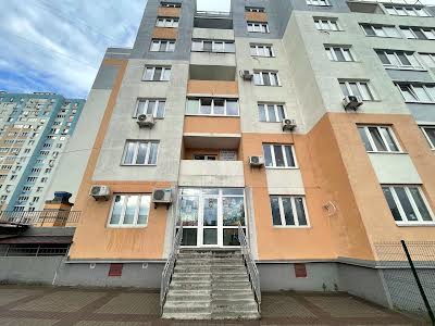 квартира за адресою Київ, Сергія Данченка вул., 28-Б