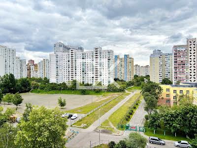 квартира по адресу Ахматовой Анны ул., 16г