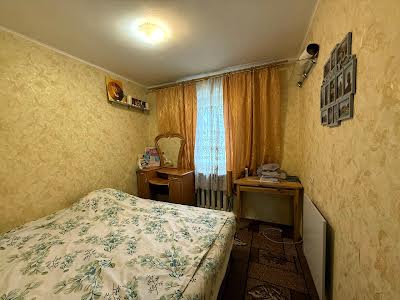 квартира по адресу Даниила Галицкого ул. (40-річчя Перемоги), 16
