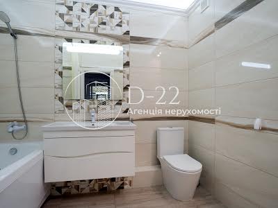 квартира по адресу Ревуцкого ул., 40-Г