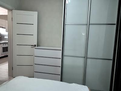 квартира за адресою Стеценка вул., 75-Л