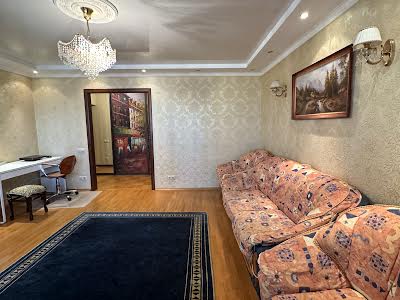 квартира по адресу Дарницкий бульв., 8