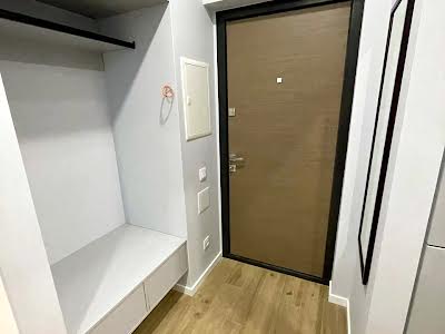 квартира за адресою Салютна вул., 2