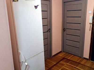 квартира по адресу Быкова Леонида бульв., 7