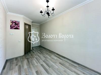 квартира за адресою Празька вул., 32