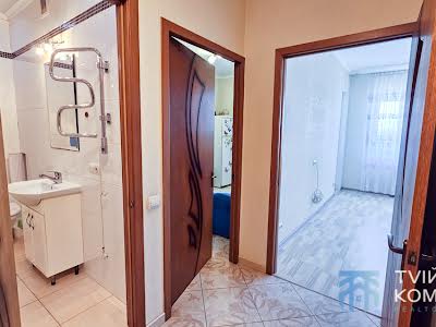 квартира за адресою Миколи Закревського вул., 42-А