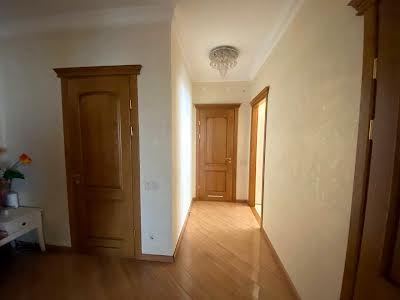 квартира по адресу Водопровідна ул., 75/2