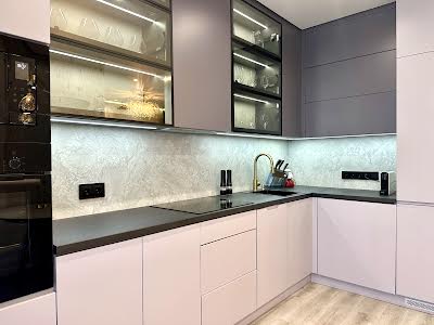 квартира за адресою Кадетський Гай вул., 10