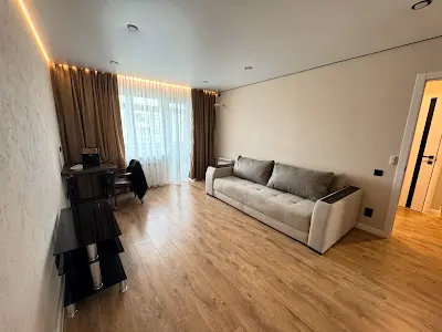 квартира по адресу Героев просп., 18