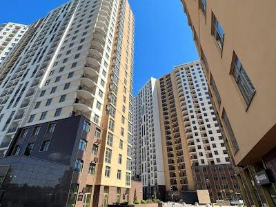 квартира за адресою Краснова вул., 3