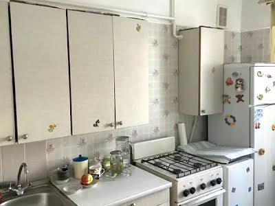 квартира за адресою житловий масив Тополя-2 вул., 12