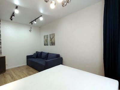 квартира за адресою Корольова вул., 4