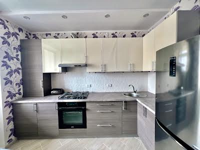 квартира за адресою Боголюбова вул., 35