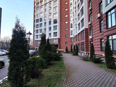 квартира за адресою Садова вул., 51В