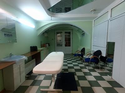 коммерческая по адресу Владимира Ивасюка просп. (Героїв Сталінграду), 20