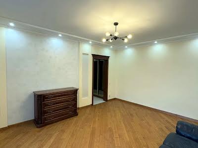 квартира по адресу Евгения Коновальца ул., 124а