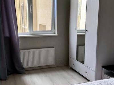квартира за адресою Олексія Вадатурського вул. (Маршала Малиновського), 18а