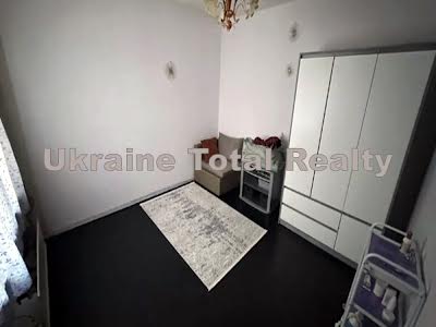 квартира за адресою Академіка Єфремова вул. (Командарма Уборевича), 21