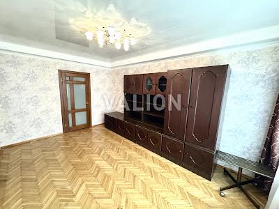 квартира за адресою Братиславська вул., 20