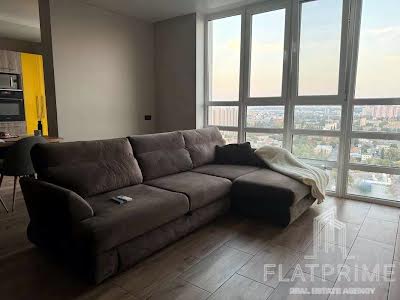 квартира за адресою Миколи Гулака вул., 4