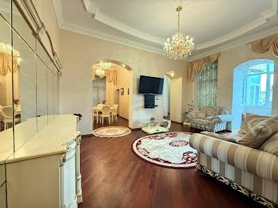 квартира за адресою Костельна вул., 8