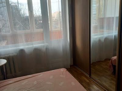квартира за адресою Озерна вул., 14