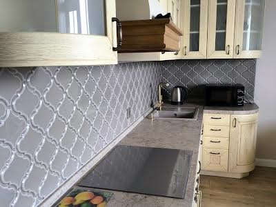 квартира за адресою Рея Бредбері вул., 2