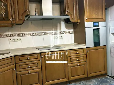 квартира за адресою Феодосійський пров., 14