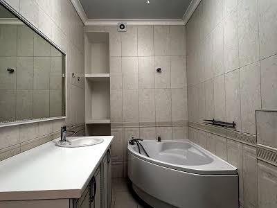 квартира за адресою Генуезька вул., 5