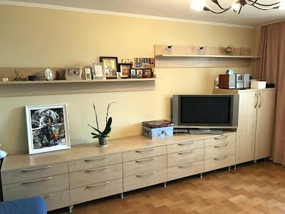 квартира по адресу Андрея Верхогляда ул. (Михайла Драгомирова), 2